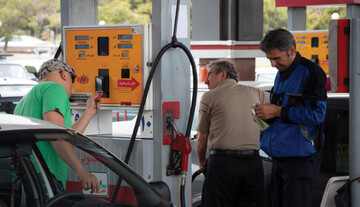 شما نظر بدهید/ ارزیابی شما از تخصیص بنزین نوروزی برای تشویق به سفر چیست؟ 

