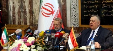 لاریجانی: سوریه از محورهای مهم مقاومت است/مبارزه با تروریسم را مسئله ای مهم می‌دانیم/تجار ایرانی مایل به همکاری با تجار سوری هستند