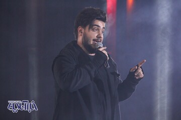 کنسرت آرون افشار در سی و پنجمین جشنواره بین المللی موسیقی فجر