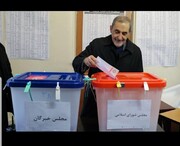 باسابقه‌ترین امام جمعه رأی داد /داماد رئیس‌جمهور و ولایتی هم پای صندوق رأی آمدند +عکس