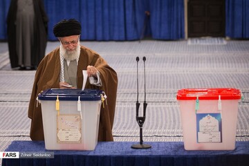 Supreme Leader: Elections guarantee national interests