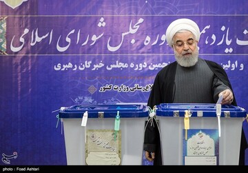 Pres. Rouhani casts vote in parliamentary, Assembly of Experts elections
