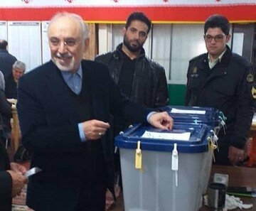 حضور شخصیت ها و مقامات کشور در پای صندوق رای