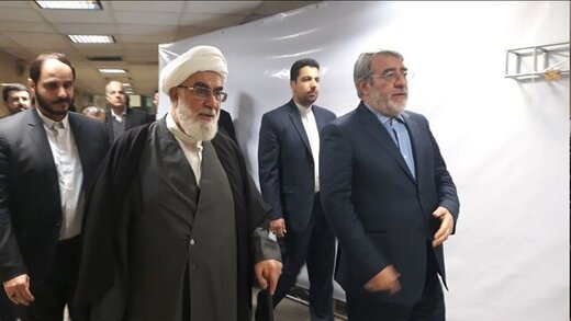 بازدید رئیس دفتر رهبر انقلاب از ستاد انتخابات / عضو حقوقدان شورای نگهبان: حضور مردم در انتخابات نشان پویایی نظام اسلامی است