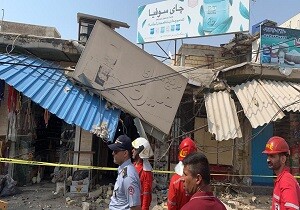 ریزش بخشی از سقف بازار قدیمی بندرعباس