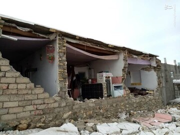 تصاویری از خسارات زمین لرزه در خوی