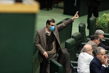 مهمان ناخوانده درهای مجلس را قفل کرد/ پارلمان زیر سایه کرونا