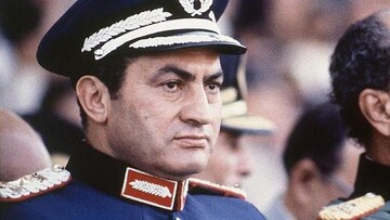 دیکتاتوری که زمانی قهرمان ملی کشورش بود