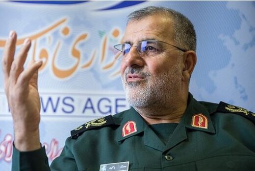آغاز رزمایش دفاع بیولوژیک و عملیات پاکسازی محیطی نیروی زمینی سپاه / پیشرفت 50 درصدی برپایی بیمارستان 2000 تختخوابی ارتش طی24 ساعت