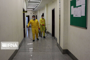 انجام تست کرونا و ضدعفونی در پایانه مسافربری تبریز