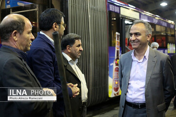ضدعفونی اتوبوس های «بی آر تی» تهران
