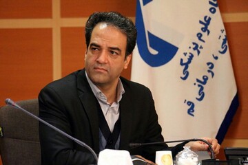صدور ۱۱ مجوز جدید برای تولید ژل و محلول‌های بهداشتی در قم
