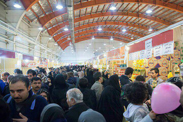 تمام مجوزهای نمایشگاهی ایام عید لغو شد/۴۲ بازار روز تعطیل شدند