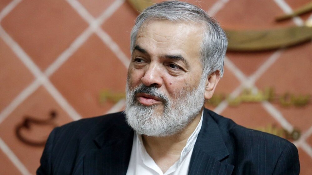 قدیری ابیانه فعال سیاسی اصولگرا: احتمالاً حجت الاسلام رئیسی، رئیس‌جمهور  بعدی است | دیدبان ایران