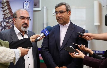 تقدیر دکتر مظفری از خدمات ارزشمند کادر پزشکی و درمانی جزیره کیش 