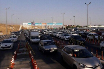 ریزش قیمت ها در بازار خودرو ادامه دارد