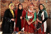 عکس | زنان بازیگر با لباس‌های محلی در «شام ایرانی»