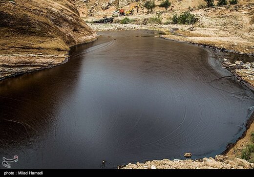 آلودگی نفتی در روستای پگین - خوزستان