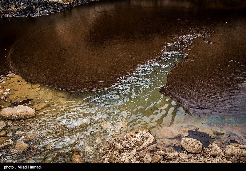 آلودگی نفتی در روستای پگین - خوزستان