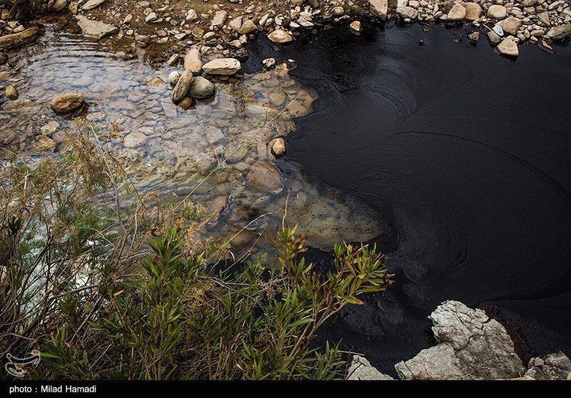 آلودگی نفتی در روستای پگین - خوزستان