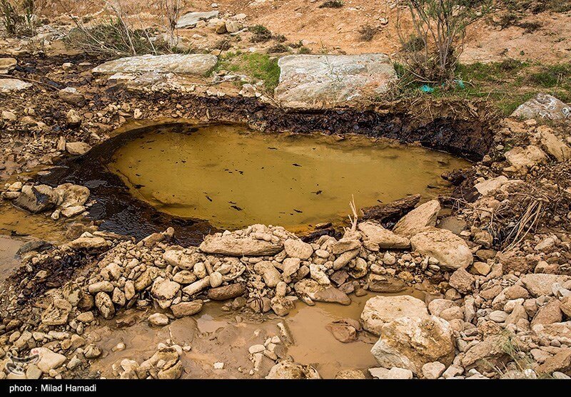 آلودگی نفتی در روستای پگین - خوزستان