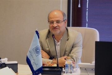 شهروندان از مراجعه حضوری به بانک‌ها خودداری کنند/ اسکناس عامل مهم انتقال آلودگی