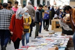 ادامه فعالیت کتابفروشی‌های بغداد در روزهای کرونایی
