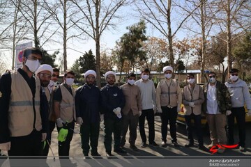 طلاب و روحانیون در کنار مدافعان سلامت استان البرز