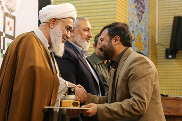 امام جمعه قزوین درگذشت مرحوم"سعید خورشیدی" را تسلیت گفت 
