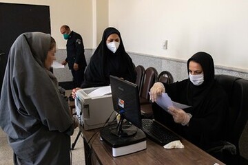 دادگاه زنی که مواد ضد عفونی تقلبی تولید می کرد در شیراز