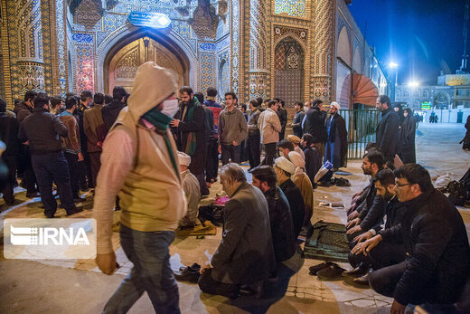 معترضان تعطیلی حرم در قم