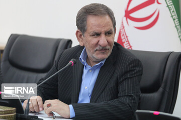جهانگیری: مردم نگران تامین کالاهای ضروری نباشند/ از بحران‌ها سربلند بیرون آمدیم/واردات اقلام بهداشتی سرعت می‌گیرد