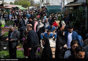 شلوغی بازار گل در روزهای کرونایی