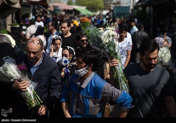 شلوغی بازار گل در روزهای کرونایی