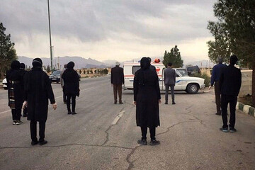 عکس | تلخ مثل این عکس خانوادگی از وداع با یک کرونایی