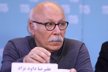 سینمای ایران می‌تواند نگاه‌ها را از شبکه‌های اجتماعی و ماهواره‌ای به سمت خود جلب کند