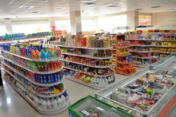 فروشگاه های عرضه مواد غذایی در قزوین ۲۴ ساعته فعال است 