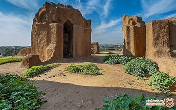 قلعه سلاسل؛ قلعه ای عجیب که در زیباترین شهر زاگرس آرمیده است!
