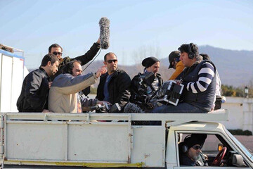 ببینید | تصویری از پشت صحنه مواد پخش کردن ارسطو در پایتخت۶!