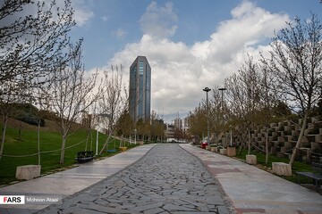 خیابان‌های خلوت تهران