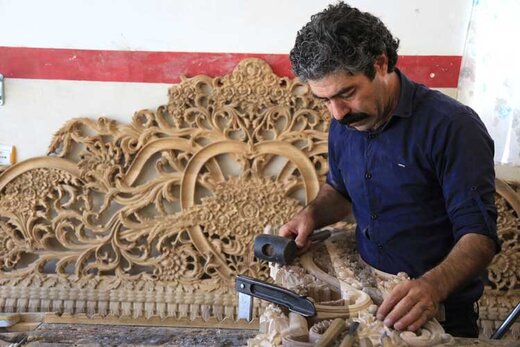 ملایر شهر جهانی مبل و منبت جهان شد