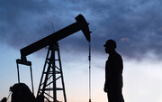 سقوط قیمت نفت کابوس بزرگ تولیدکنندگان نفت در جهان