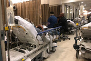ببینید | بیماران کرونایی که در راه‌روهای بیمارستان نیویورک مداوا می‌شوند