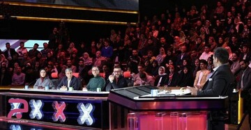 وقتی مجری «عصر جدید» یاد «ماه عسل» می‌افتد