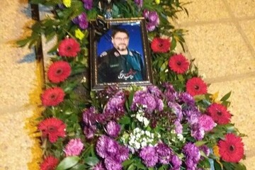 پیکر مطهر سردار شهید محمدمیرزا سلگی در نهاوند به خاک سپرده شد 