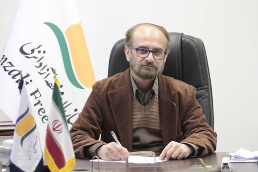 کارگران بیکار شده منطقه آزاد انزلی از بیمه بیکاری برخودار می شوند کارگران بیکار شده منطقه آزاد انزلی از بیمه بیکاری برخودار می شوند