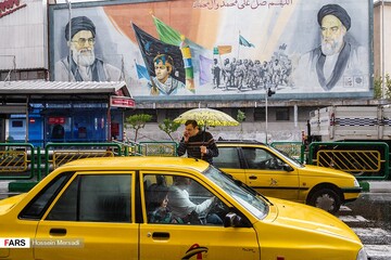 بارش باران در تهران / سه‌شنبه ۱۹ فروردین