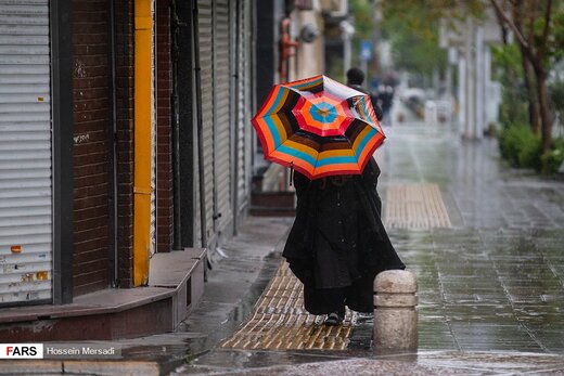 بارش باران در تهران / سه‌شنبه ۱۹ فروردین
