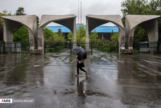 بارش باران در تهران / سه‌شنبه ۱۹ فروردین