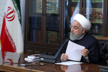رئيس الجمهورية يشيد بجهود وتضحيات العمال الايرانيين